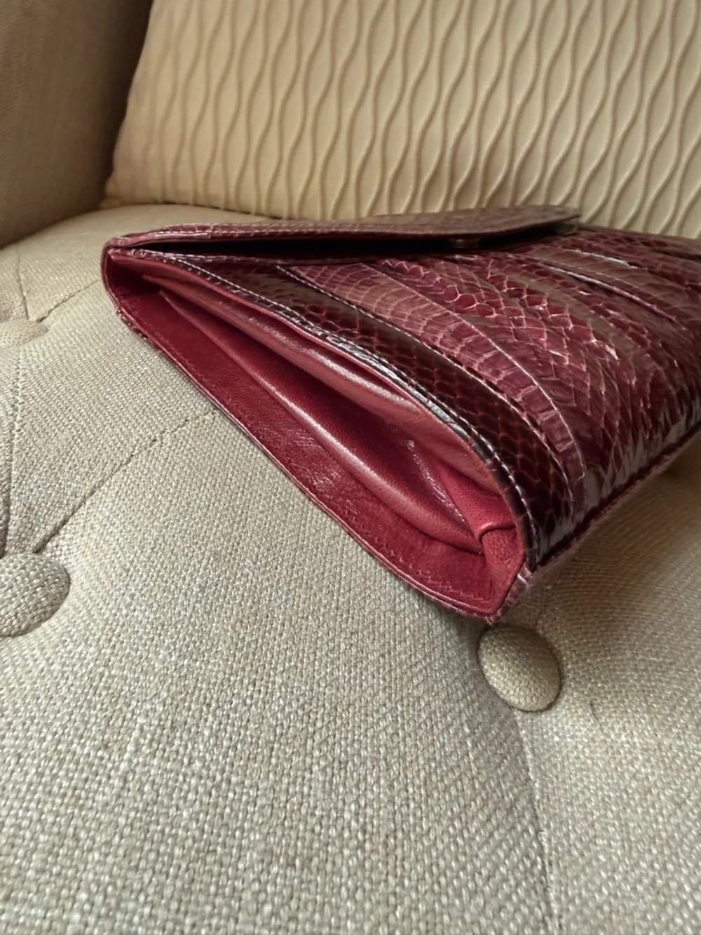 J. Renee Snakeskin Convertible Clutch Shoulder Bag Burgundy Wine Vintage